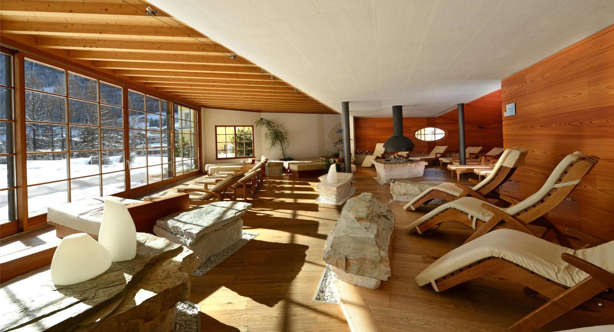 Adler Spa Resort Dolomiti Ortisei Exterior foto